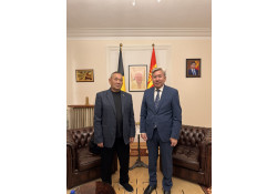 Элчин сайд Л.Болд Монголын хог хаягдлыг дахин боловсруулах үндэсний холбооны тэргүүн Д.Батжаргалыг хүлээн авч уулзлаа.