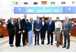 Люксембургийн Их Гүнт Улсын парламентын Төлөөлөгчдийн танхимын гишүүдийн Монгол Улсад хийж буй айлчлал үргэлжилж байна
