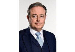 Бельгийн Хаант Улсын Ерөнхий сайд Барт Дө Вэвер Монгол Улсын Ерөнхий сайдаар томилогдсон Гомбожавын Занданшатарт баяр хүргэж, захидал ирүүлэв.
