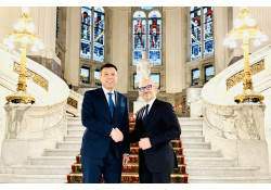 ХУУЛЬ ЗҮЙ, ДОТООД ХЭРГИЙН САЙД Б.ЭНХБАЯР АРБИТРЫН БАЙНГЫН ШҮҮХИЙН ЕРӨНХИЙ НАРИЙН БИЧГИЙН ДАРГА МАРЧИН СЗЕБЕЛАКТАЙ  УУЛЗАВ