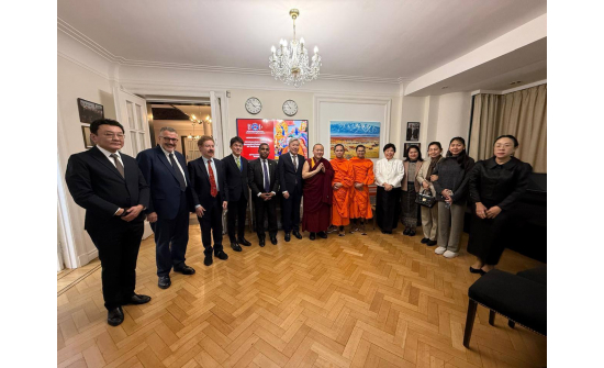 ЭЛЧИН САЙД Л.БОЛД МОНГОЛЫН БУРХАН ШАШИНТНЫ ТӨВ ГАНДАНТЭГЧЭНЛИН ХИЙДИЙН ТЭРГҮҮН ИХ ХАМБЫГ ХҮЛЭЭН АВЧ УУЛЗАВ