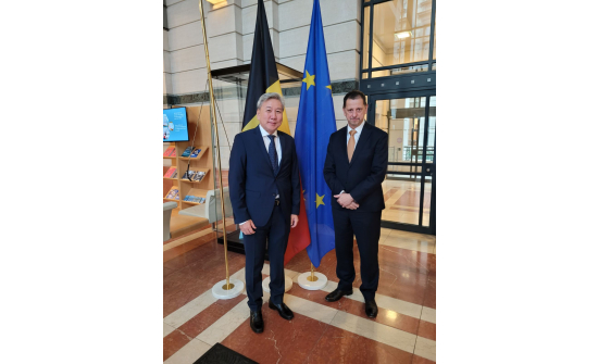 ЭЛЧИН САЙД Л.БОЛД БЕЛЬГИЙН ХААНТ УЛСЫН   ГАДААД ХЭРЭГ, ГАДААД ХУДАЛДАА, ХӨГЖЛИЙН ХАМТЫН АЖИЛЛАГААНЫ ЯАМНЫ  КОНСУЛЫН ГАЗРЫН ЕРӨНХИЙ ЗАХИРАЛ  ЙОРИС САЛДЕНТЭЙ УУЛЗАВ