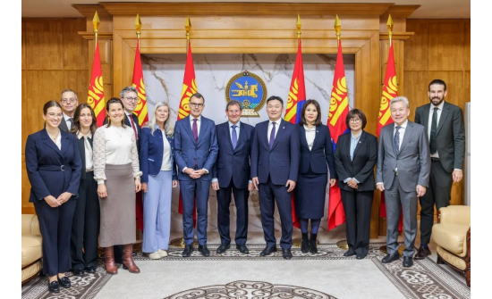 Люксембургийн Их Гүнт Улсын парламентын Төлөөлөгчдийн танхимын гишүүд Монгол Улсад айлчилж байна